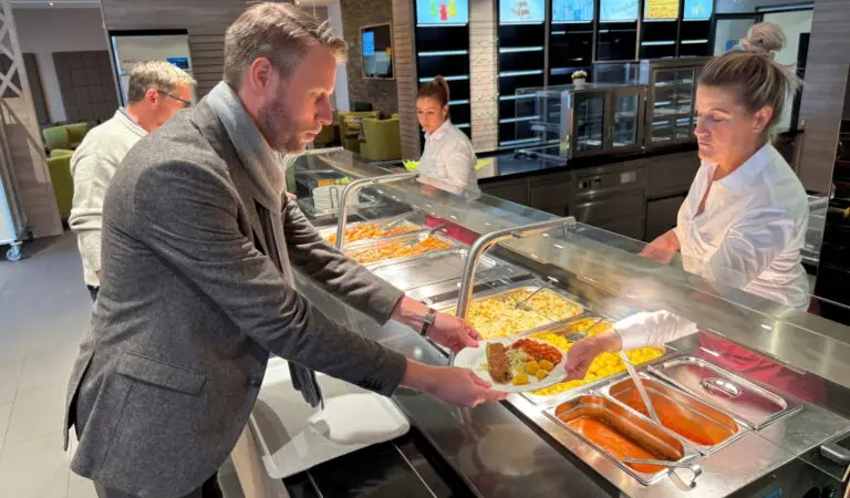 Küche und Cafeteria im Bürgerspital starten